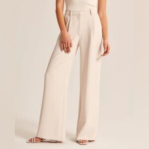 NWOT DAISY GRACE WIDE LEG TROUSERS